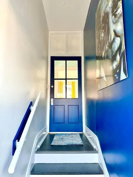 Apartment Brand New! Walk To All + 12 Mins To Derby! Louisville