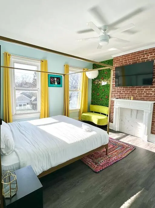 Apartment Brand New! Walk To All + 12 Mins To Derby! Louisville